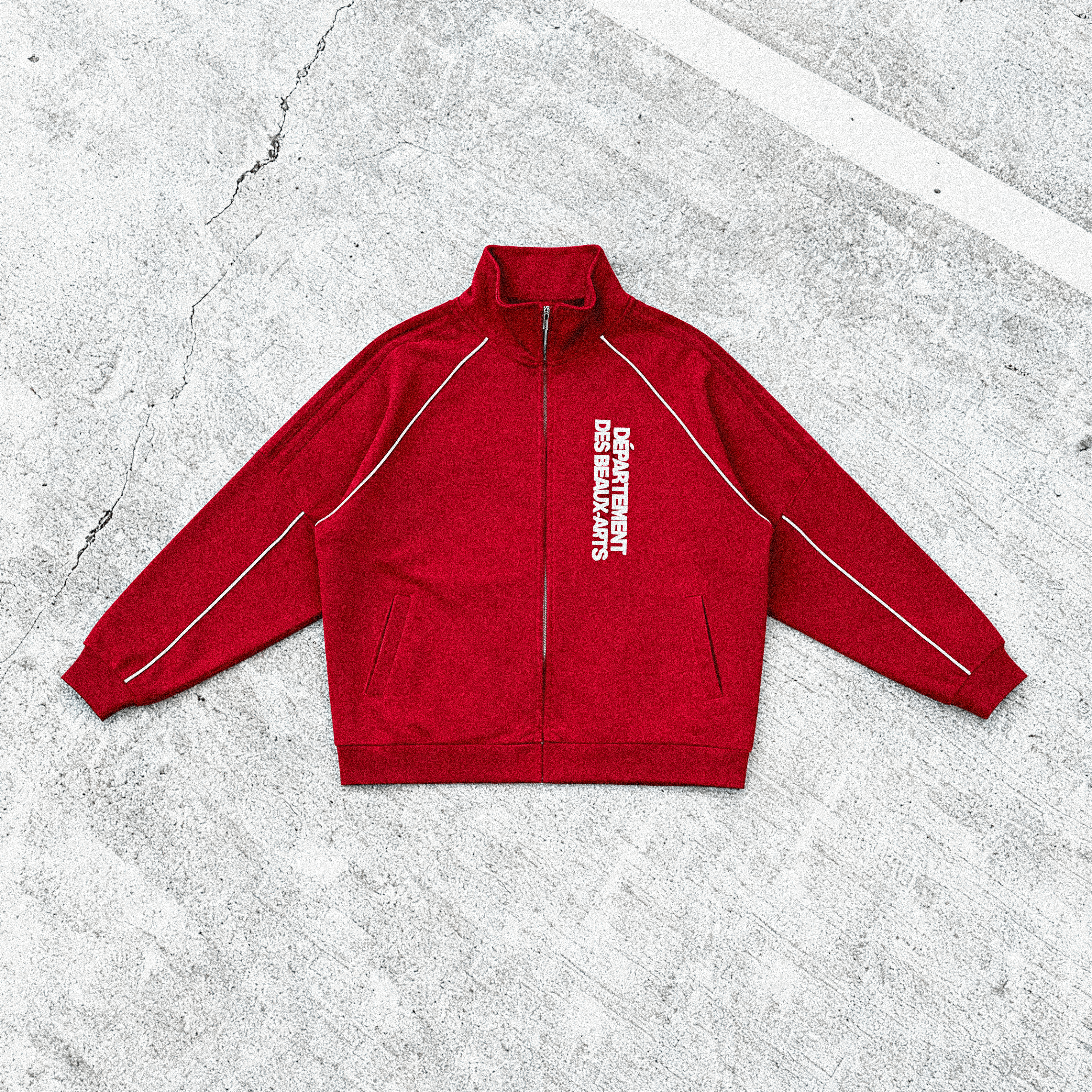 DÉPARTEMENT DES BEAUX-ARTS - RED JACKET